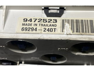 Панель приборов 9472523, 69294240T   Volvo V70       