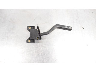 Ручка стеклоочистителей    Volvo 940