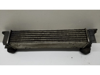 Интеркулер 7798788 BMW 1 E81 E87 2.0