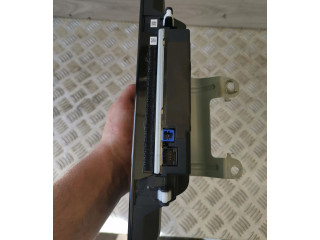 Дисплей    BDGF611J0A   Mazda 3