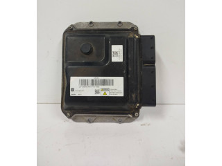 Блок управления двигателя 55596528   Opel Meriva B