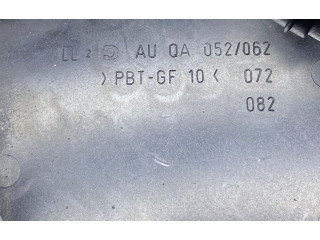 Блок предохранителей  8D1941824   Skoda Superb B5 (3U)    