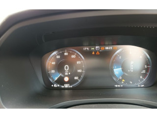 Přístrojová deska Volvo V60 2019 32254290