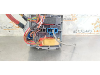 Блок предохранителей 50513644, 50513644 Alfa Romeo 166