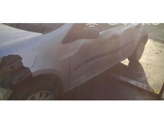 Ручка стеклоочистителей 8201590631 Renault Clio III