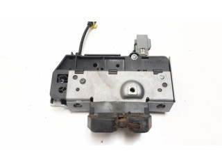 Замок задней крышки