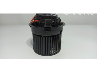 Вентилятор печки    272108177R   Dacia Sandero