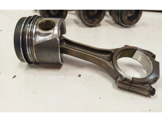 Píst 038J Seat Exeo (3R)