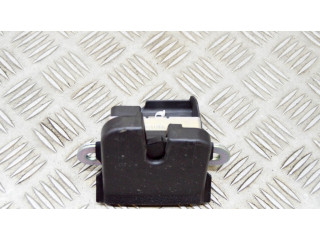 Замок задней крышки