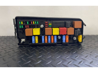 Блок предохранителей 12767115   Cadillac BLS    