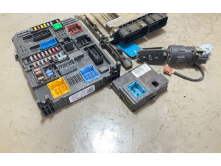 Комплект блоков управления 9818703480, 9832694380   Peugeot Partner III