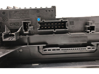 Pojistková skříňka 0-1670658-1 Mercedes-Benz GLK (X204) 2008