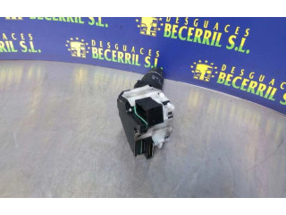 Ручка стеклоочистителей Nissan Tiida C11