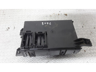 Блок предохранителей 00517954290 Fiat Grande Punto