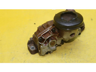 Čerpadlo oleje 077115105J Audi A8 S8 D3 4E