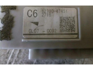 Pojistková skříňka 8273047451 Toyota Prius (XW30)