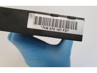 Pojistková skříňka 7H6970187FD Volkswagen Transporter - Caravelle T5 2007