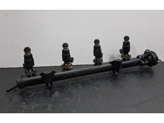 Топливная рампа 030133319L   Volkswagen Golf IV   для двигателя AHW|AKQ|APE|AXP|BCA