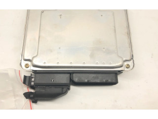 Řídící jednotka 038906019GF Audi A6 S6 C5 4B 2001