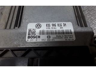 Řídící jednotka 03G906016DM, 028101882   Volkswagen Caddy 2005