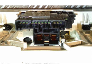 Блок управления климат-контролем MR398658 Mitsubishi Space Wagon