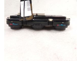 Блок управления климат-контролем    Volkswagen PASSAT