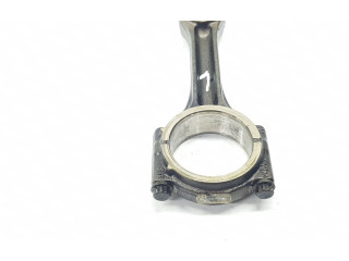 Шатун DFGA 04L105401A, 04L105401A    Skoda Superb B8 (3V)  