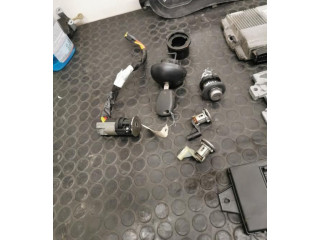 Комплект блоков управления Dacia Sandero