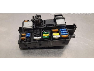   Pojistková skříňka A1679067303   Mercedes-Benz GLE W167 2021