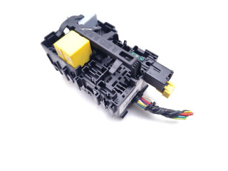 Блок предохранителей  9806192580   Peugeot 2008 I    