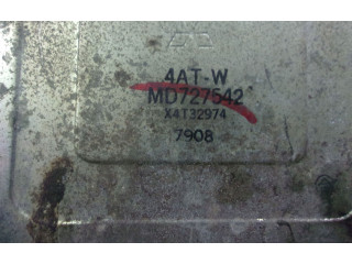 Модуль управления консоли Toyota Yaris