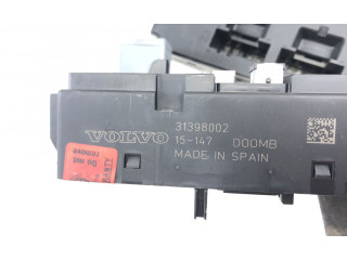 Блок предохранителей 31398002, 31398002 Volvo XC90