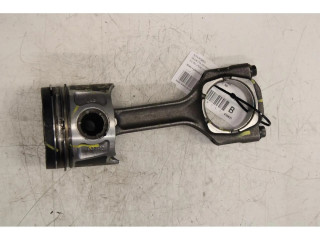 Поршень с шатуном Alfa Romeo Giulietta 1.4