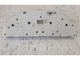 Панель приборов 30682277, 69594220T   Volvo V70       