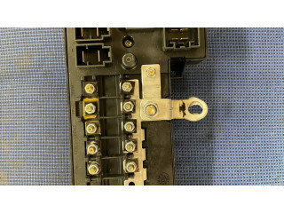 Блок предохранителей 8678449, 518788104 Volvo S60