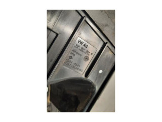 Блок предохранителей  5Q0907361G   Audi Q3 F3    