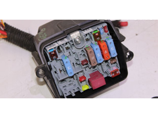   Pojistková skříňka    Alfa Romeo Stelvio 2016