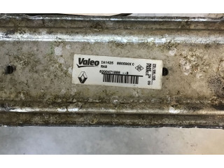 Интеркулер  8200471885, 880590XC   Renault Clio III 