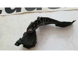 Педаль акселератора