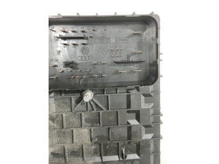 Блок предохранителей 1K0937125C Audi A3 S3 8P