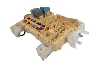 Блок предохранителей 892210F010 Toyota Corolla Verso AR10