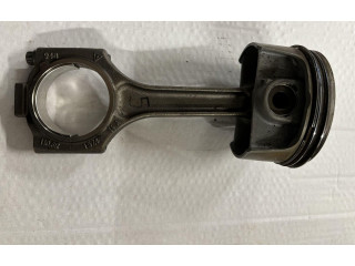 Поршень 94810304672, 94810301070 Porsche Cayenne (92A)