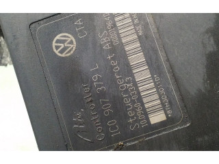 Блок АБС 1J0614117G, 1C0907379L Volkswagen Bora 1998 - 2005 года
