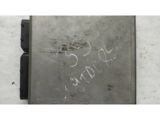 Řídící jednotka 038906019A, 28SA3887 Audi A4 S4 B5 8D 2000