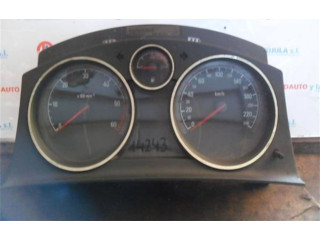 Přístrojová deska Opel Astra H 2005 110080261020