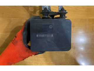 Блок АБС 1K0907379AB, 1K0614517AB Skoda Octavia Mk2 (1Z) 2004 - 2013 года