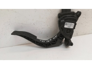 Педаль акселератора