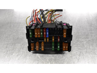 Блок предохранителей 7H0907613   Volkswagen Transporter - Caravelle T5    