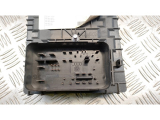   Pojistková skříňka 1K0937820B, 5K0937123A   Volkswagen Caddy 2015