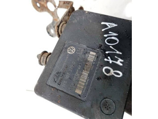 Блок АБС 1K0907379Q, 1AH5E1654E Volkswagen Touran I 2003 - 2010 года